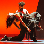    - DE TANGO Y SOMBRAS
